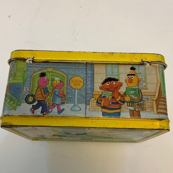 Vintage 1979 Metal Sesame Street Lunchbox ernie bert bigbird - Picture 14 of 16